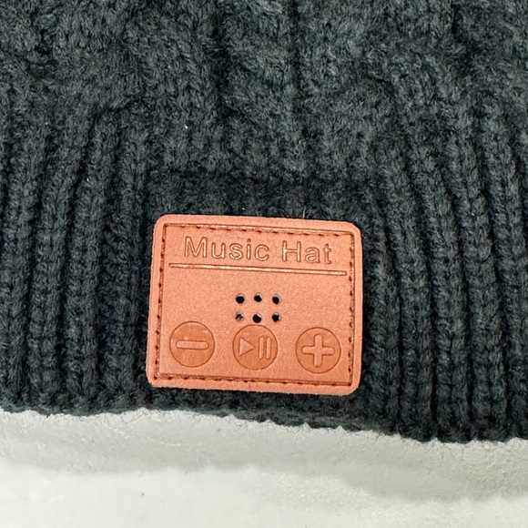 Wireless Bluetooth Beanie Hat Cable Knit Black Stereo Speakers Microphone Fleece - Picture 5 of 9